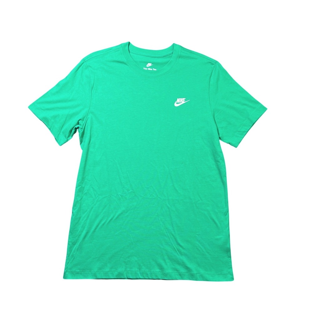 NWT Nike Men Medium Sportswear Club Tee Green Short Sleeve Logo Shirt AR4997-324
